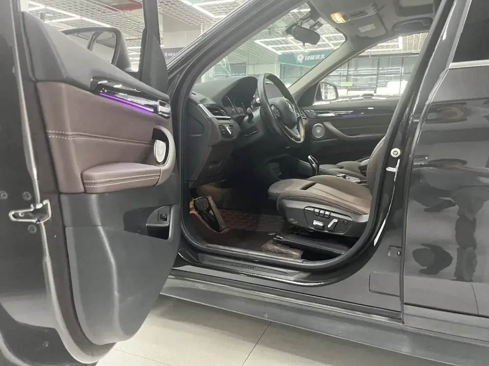 BMW X1 BMW X1 2021 sDrive20Li Fashion Edition 2022 — thumbnail 3