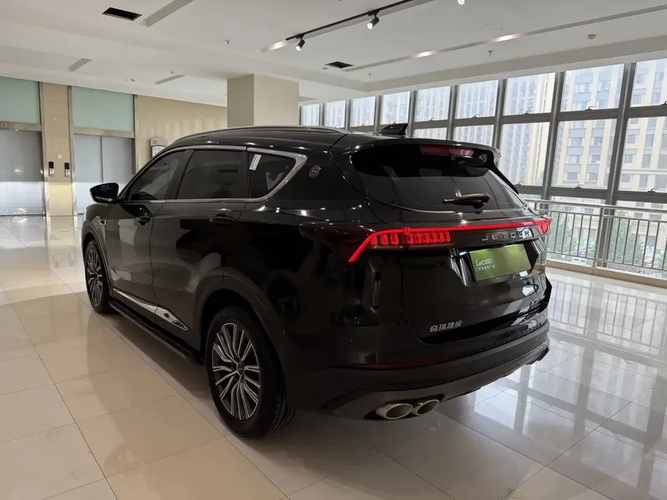 Jetour Jietu X70 PLUS Jietu X70 PLUS 2023 1.5T DCT Brave PLUS 5-seater 2023 — thumbnail 2