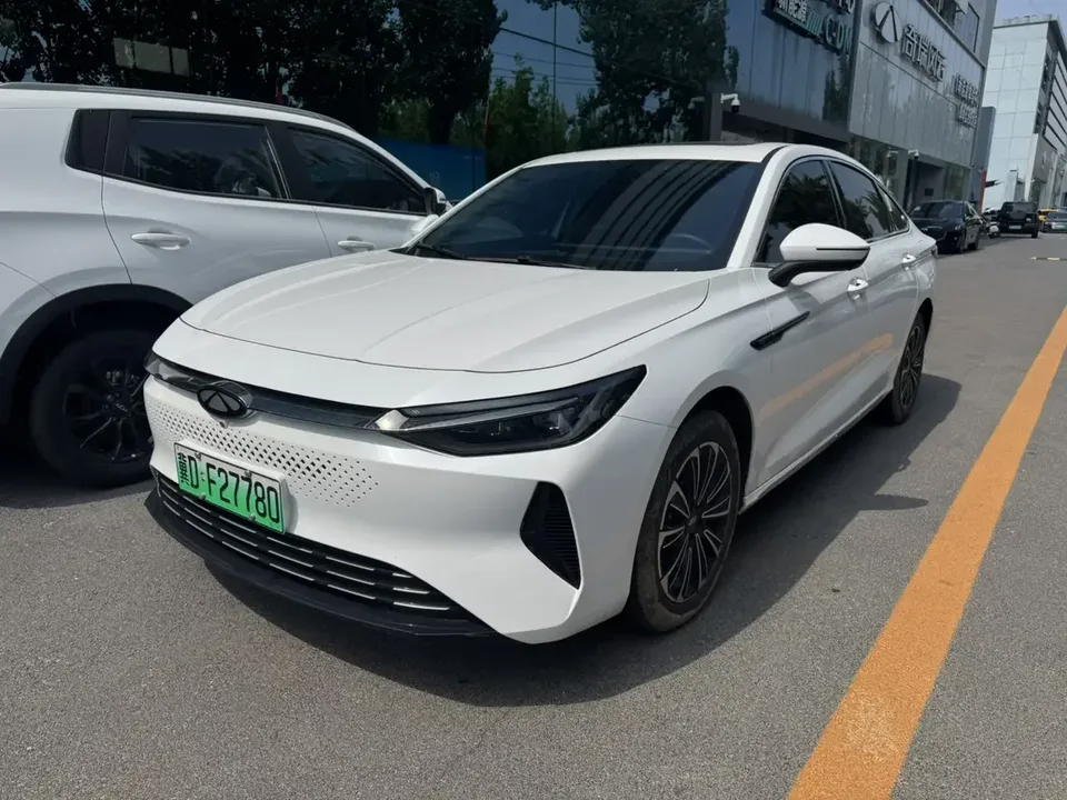 Chery Fengyun A8 Fengyun A8 2024 127 Wind Chaser 2024 — photo 1, buy with delivery to Moscow