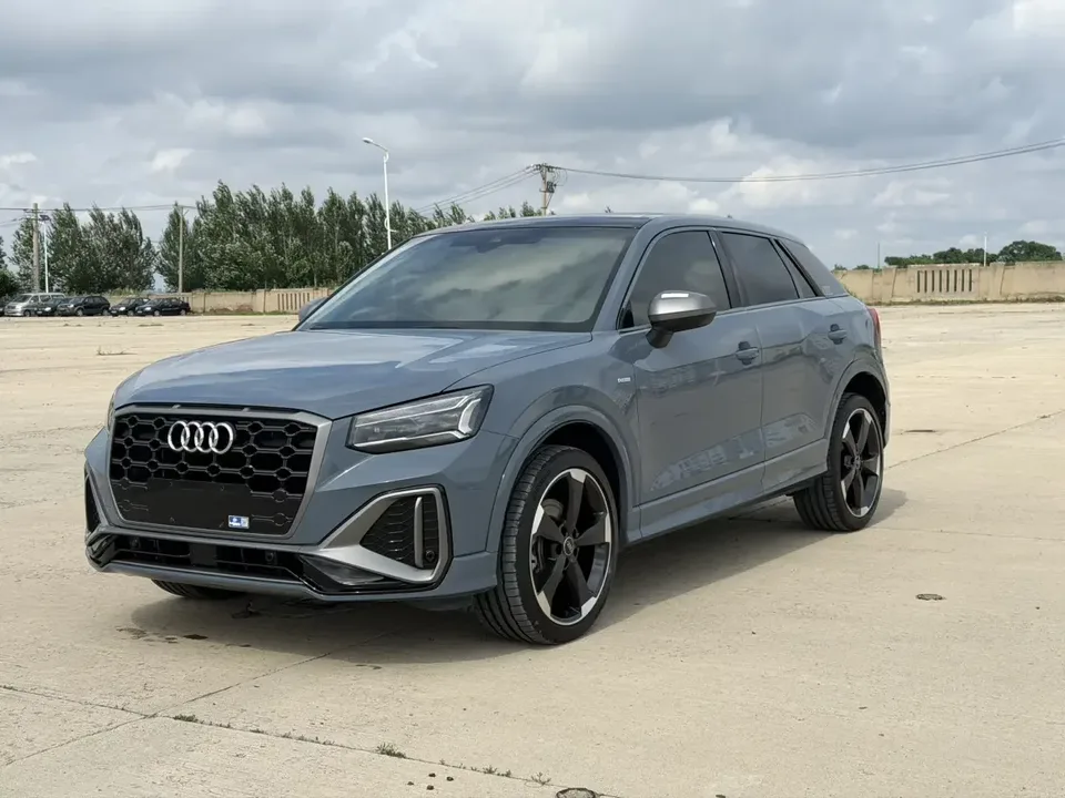 Audi Q2L Audi Q2L 2022 35 TFSI Stylish and Elegant 2022 — photo 1, buy with delivery to Moscow
