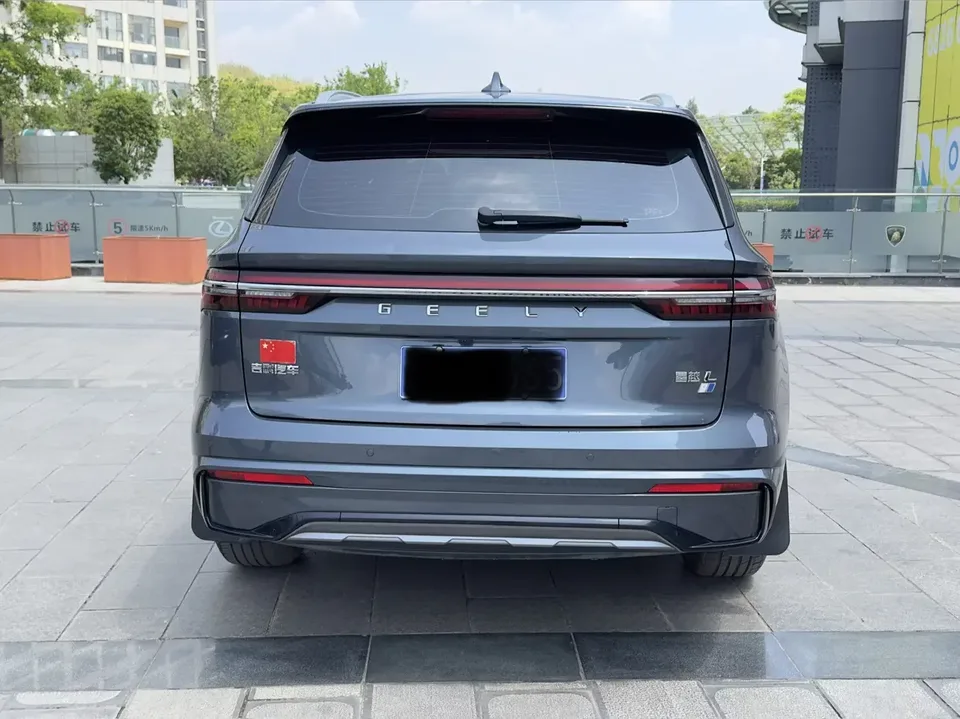 Geely Monjaro Xingyue L 2022 1.5T Thor HiF Hybrid Edition Super Fast 2023 — thumbnail 2