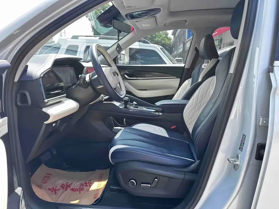 Geely Monjaro Xingyue L 2022 1.5T Thor HiF Hybrid Edition Super Fast 2022 — thumbnail 3