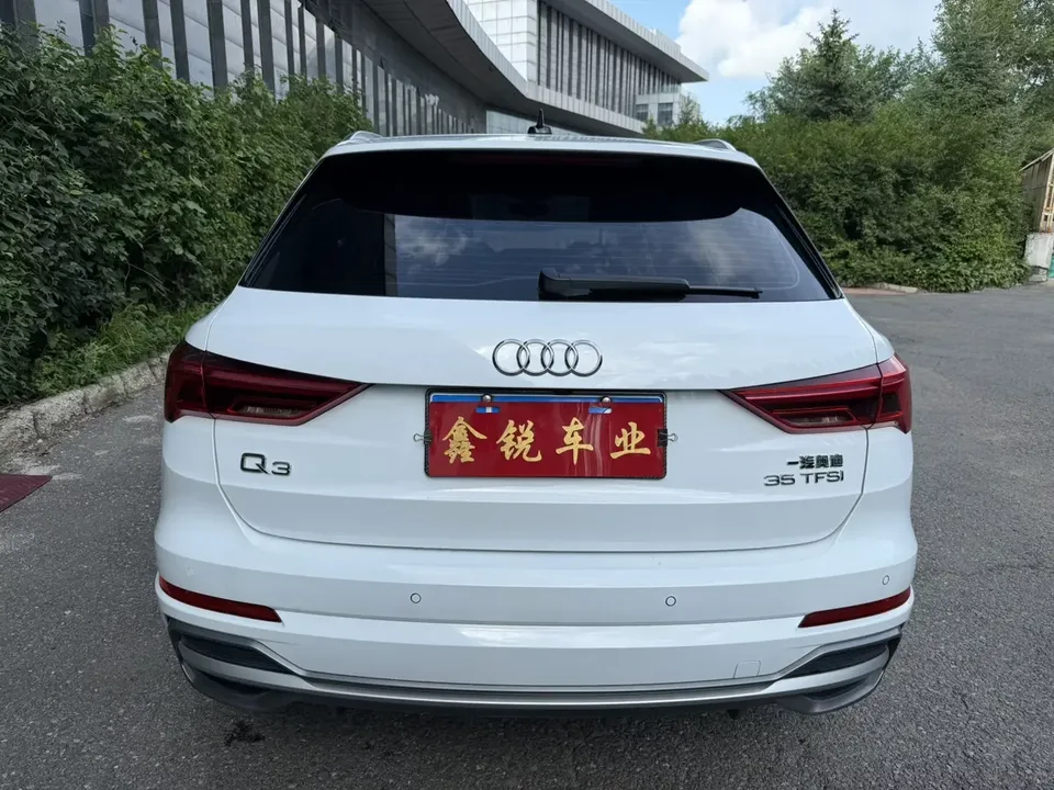 Audi Q3 Audi Q3 2023 35 TFSI Stylish Dynamic 2023 — thumbnail 2