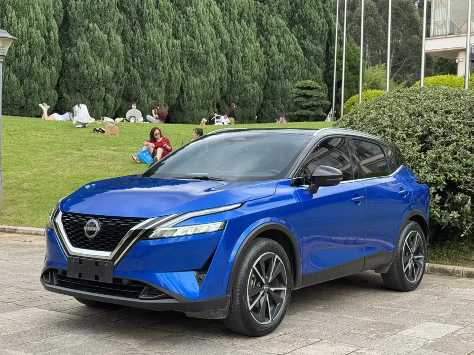 Nissan Qashqai Qashqai 2023 1.3T Ultimate Edition 2023 — photo 1, buy with delivery to Moscow