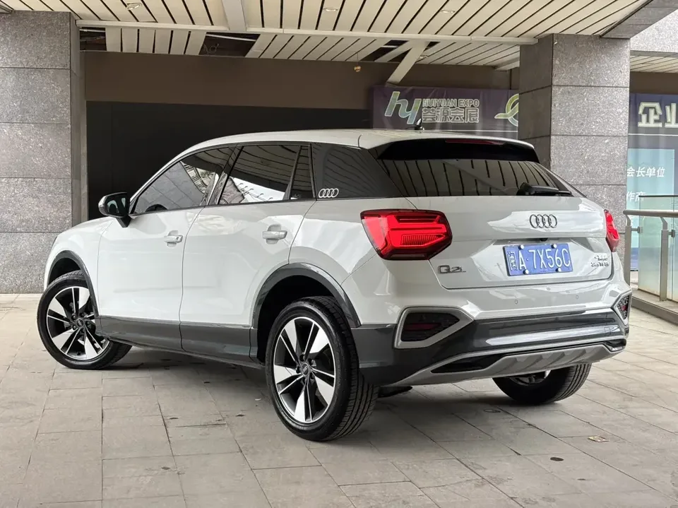 Audi Q2L Audi Q2L 2022 35 TFSI Stylish and Elegant 2023 — миниатюра 4