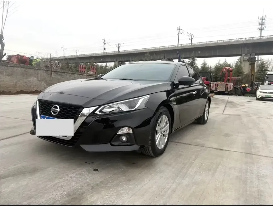 Nissan Altima Sound of nature 2020 Facelift 2.0L XE Fashion Edition 2022 — photo 1, buy with delivery to Moscow