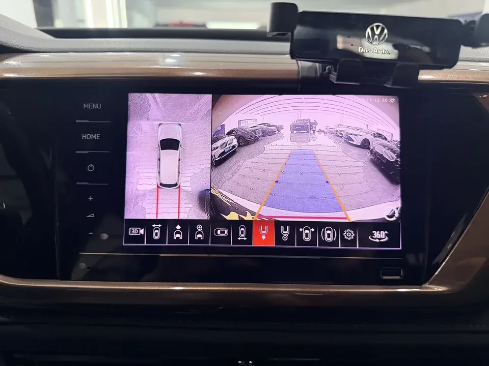 Volkswagen Tharu tuyue 2021 280TSI 2WD Deluxe Edition 2022 — thumbnail 3