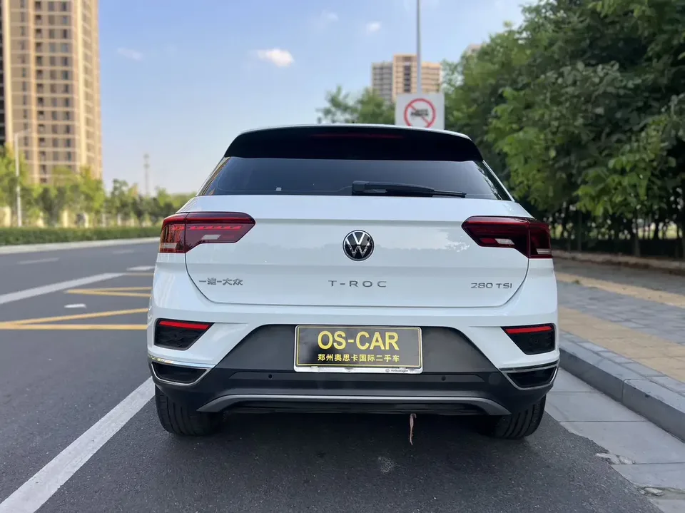 Volkswagen T-Roc TANG 2022 280TSI DSG 2WD Comfort PLUS 2023 — thumbnail 2