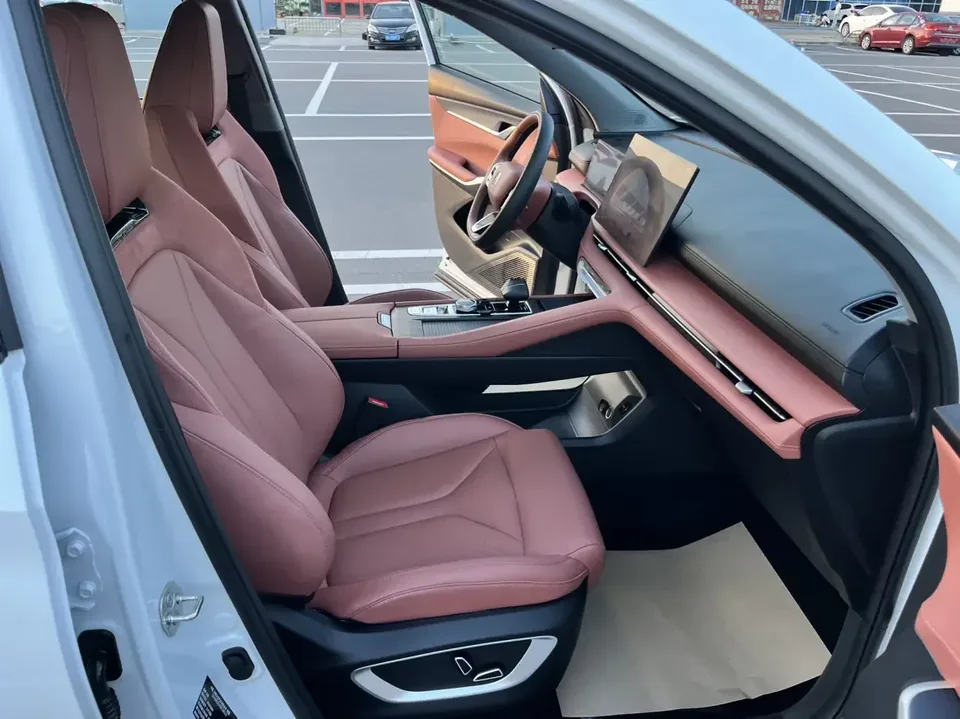 Changan CS75PLUS Changan CS75 PLUS 2026 Smart Champion Edition 1.5T New Blue Whale Smart Navigation Model 2025 — thumbnail 5
