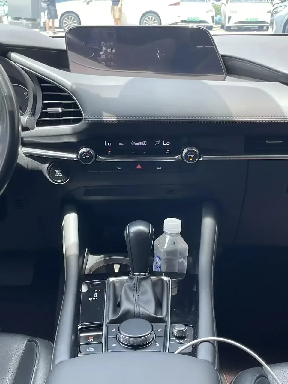 Mazda Axela Mazda3 Angkesela 2022 2.0L Automatic Premium Edition 2023 — thumbnail 2