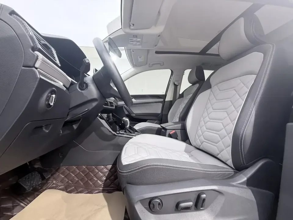 Volkswagen Tayron Tanyue 2023 280TSI 2WD Luxury Plus Advanced Edition 2023 — thumbnail 4