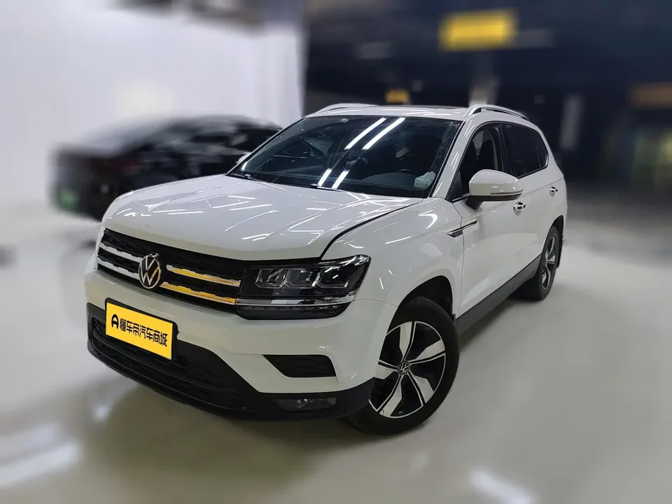 Volkswagen Tharu tuyue 2022 280TSI 2WD Comfort Edition 2022 — photo 1, buy with delivery to Moscow