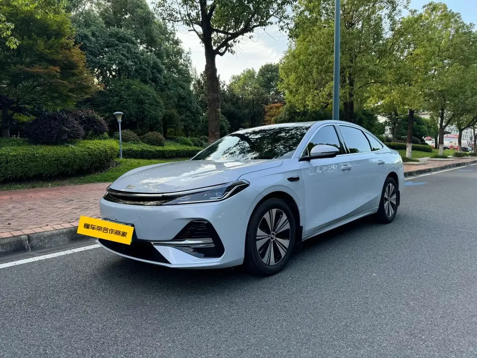 Geely Galaxy A7 EM Galaxy A7 EM 2025 150km Premium Edition 2025 — photo 1, buy with delivery to Moscow