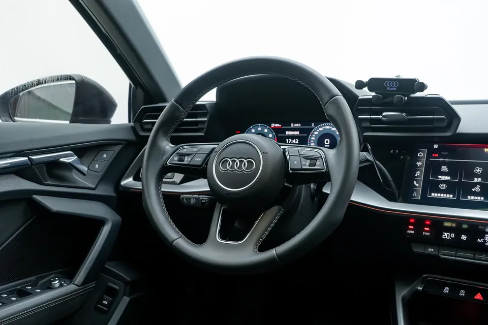 Audi A3 Audi A3 2024 A3L Limousine 35 TFSI Stylish Sports 2024 — thumbnail 4