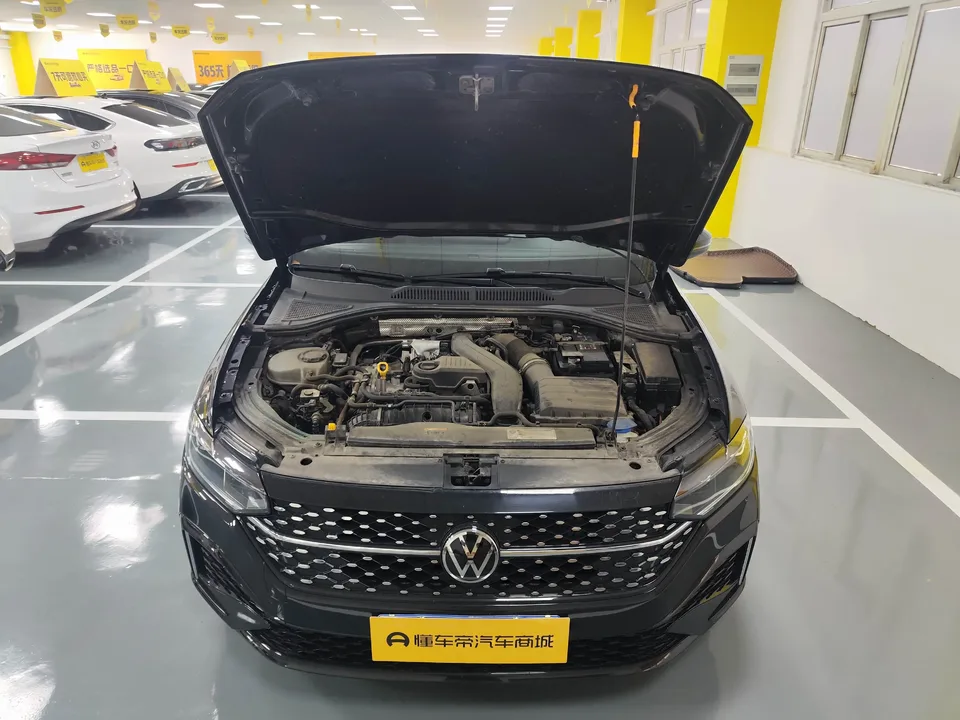 Volkswagen Lavida Lavida 2023 300TSI DSG Starry Sky Edition 2024 — thumbnail 5