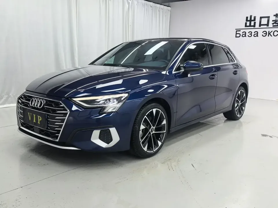 Audi A3 Audi A3 2022 Sportback 35 TFSI Luxury Elegance 2022 — photo 1, buy with delivery to Moscow