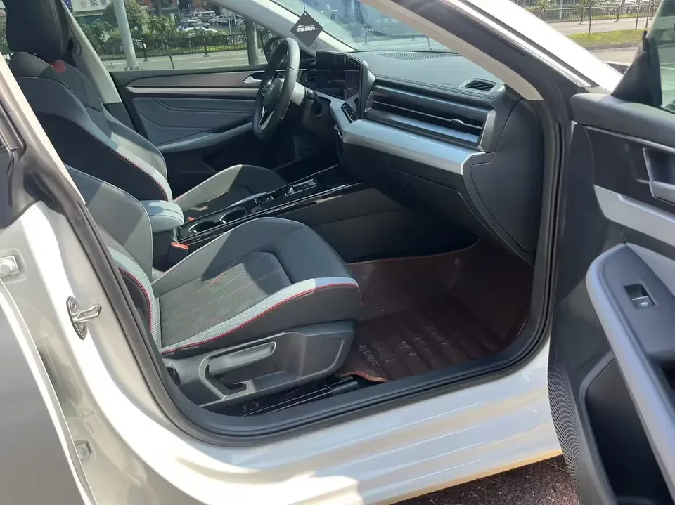 Volkswagen Lamando Lingdu 2023 Lingdu L 280TSI DSG Cool Edition 2023 — thumbnail 5