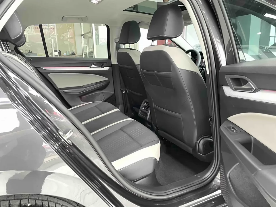 Volkswagen Golf golf 2023 280TSI DSG Pro 2023 — thumbnail 5