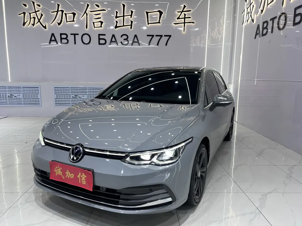 Volkswagen Golf golf 2023 280TSI DSG Pro 2024 — photo 1, buy with delivery to Moscow