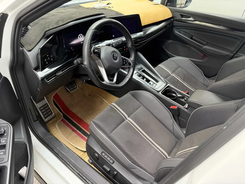Volkswagen Golf golf 2023 280TSI DSG R-Line Lite 2023 — миниатюра 5