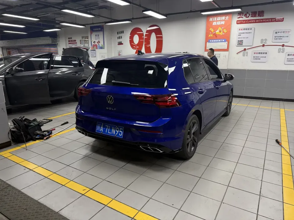 Volkswagen Golf golf 2023 280TSI DSG R-Line 2022 — thumbnail 2