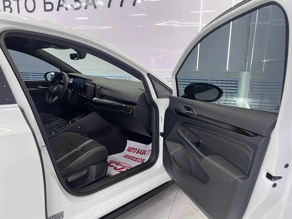 Volkswagen Golf golf 2023 280TSI DSG R-Line Lite 2023 — thumbnail 5