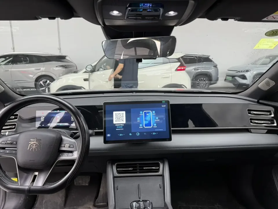 BYD Qin L DM Qin L DM 2025 Intelligent Driving Edition DM-i 120KM Leading Edition 2025 — thumbnail 3
