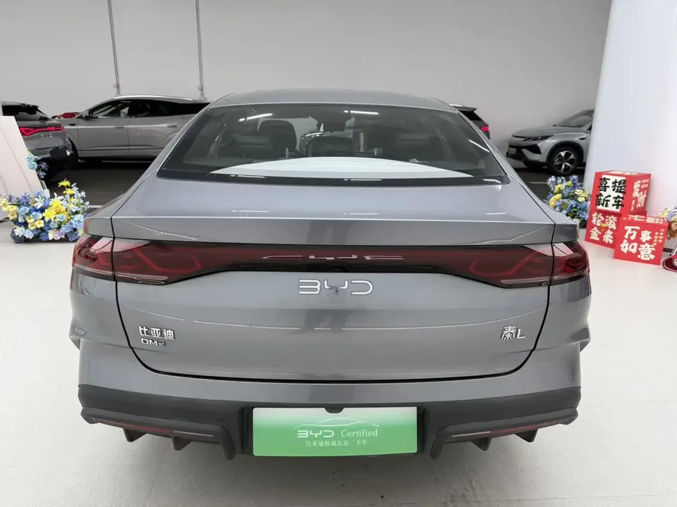 BYD Qin L DM Qin L DM 2025 Intelligent Driving Edition DM-i 120KM Leading Edition 2025 — thumbnail 5