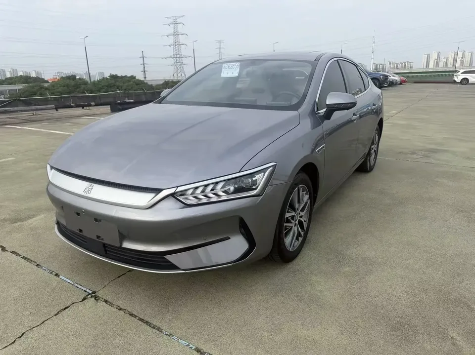 BYD Qin PLUS EV Qin PLUS EV 2023 Champion Edition 420KM Exceeding Type 2023 — фото 1, купить с доставкой в Москву
