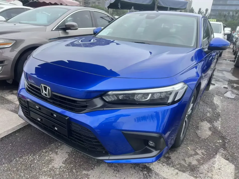 Honda CIVIC Civic 2022 240TURBO CVT Fuel Edition 2022 — photo 1, buy with delivery to Moscow