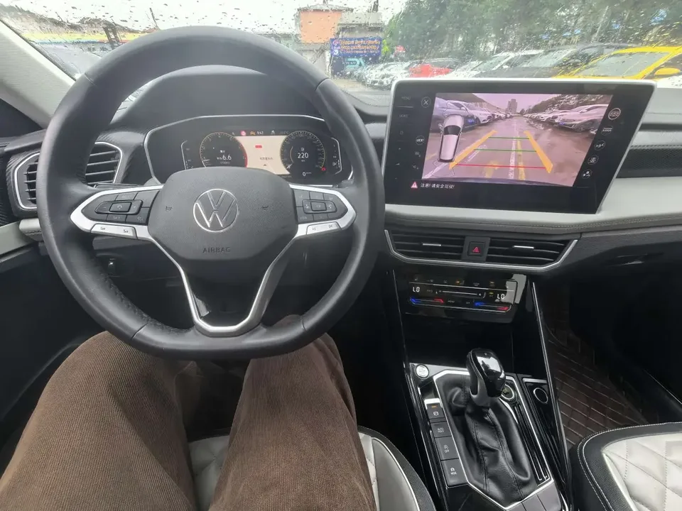 Volkswagen Tayron Tanyue 2023 280TSI 2WD Luxury Plus Advanced Edition 2023 — thumbnail 4