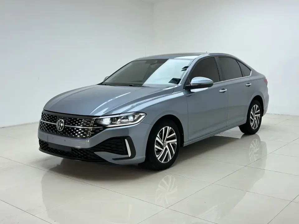 Volkswagen Lavida Lavida 2023 Modified 1.5L Automatic 5 million version 2023 — photo 1, buy with delivery to Moscow