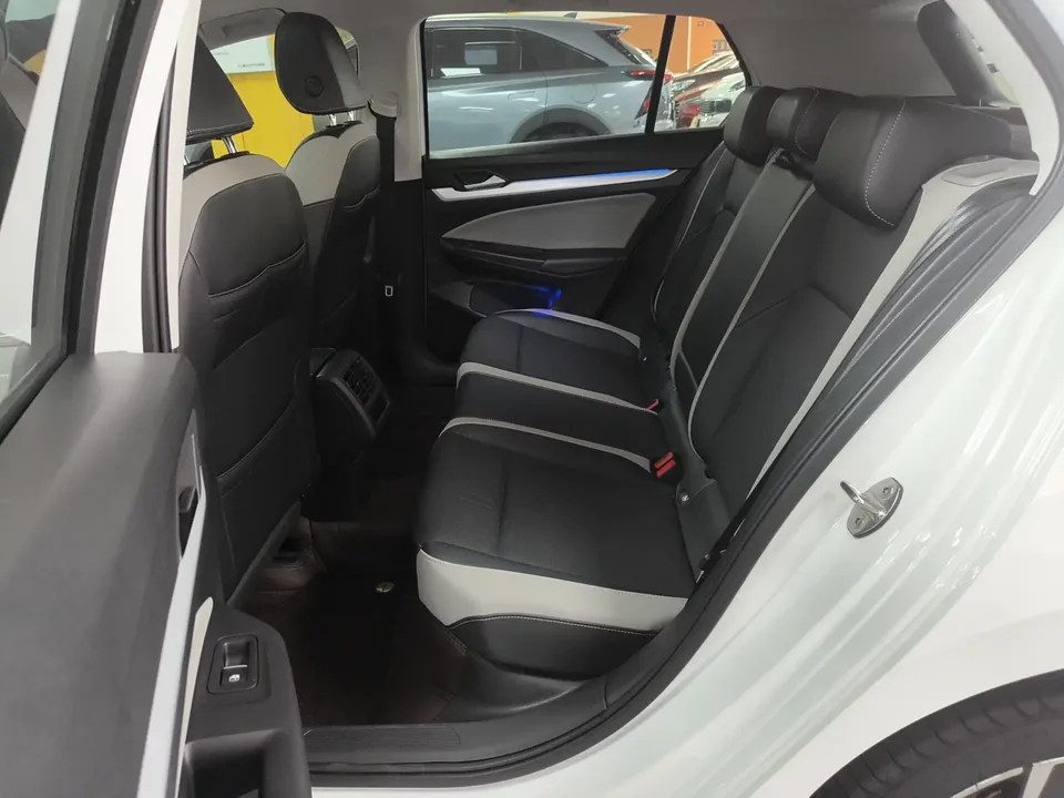 Volkswagen Golf golf 2021 280TSI DSG Pro 2022 — миниатюра 3