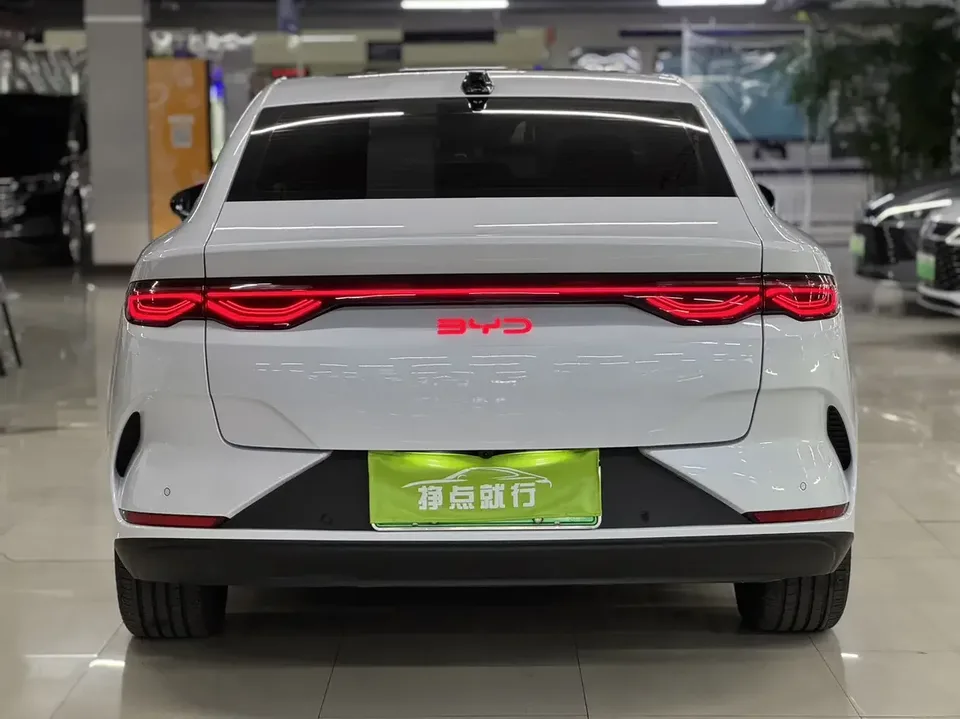 BYD Qin L EV Qin L EV 2025 470KM Leading Model 2025 — thumbnail 2