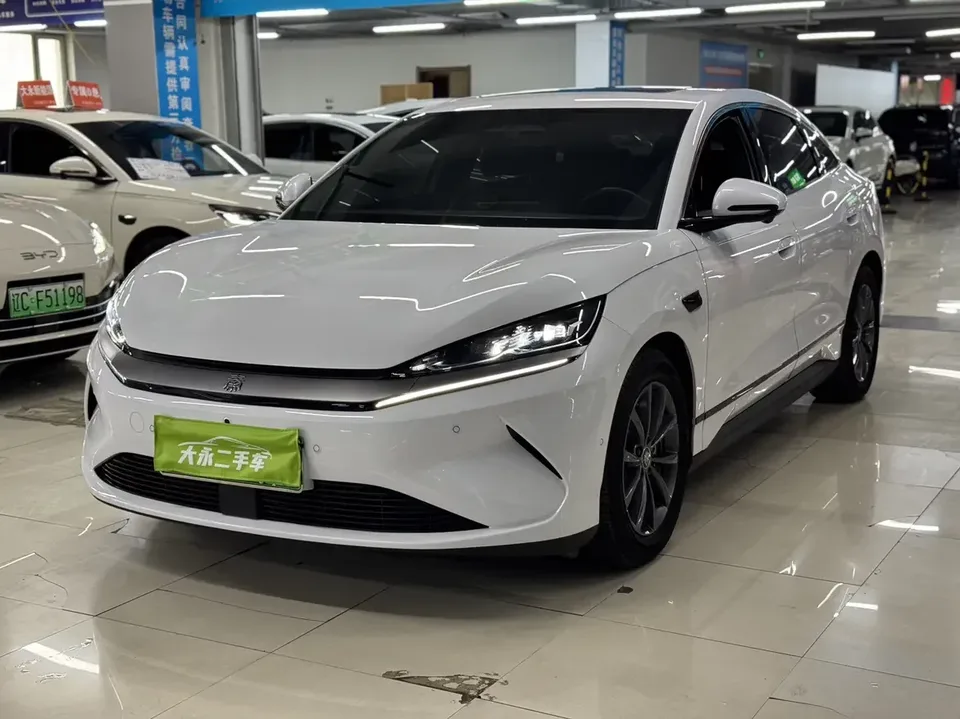 BYD Qin L EV Qin L EV 2025 470KM Leading Model 2025 — photo 1, buy with delivery to Moscow