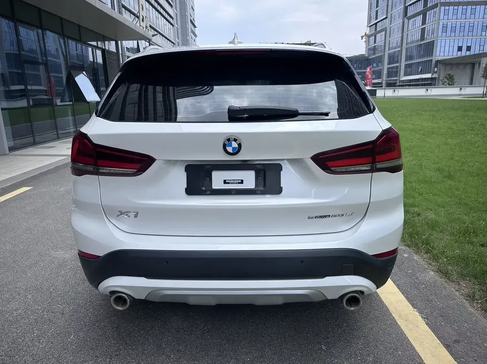 BMW X1 BMW X1 2022 sDrive20Li Fashion 2022 — thumbnail 2
