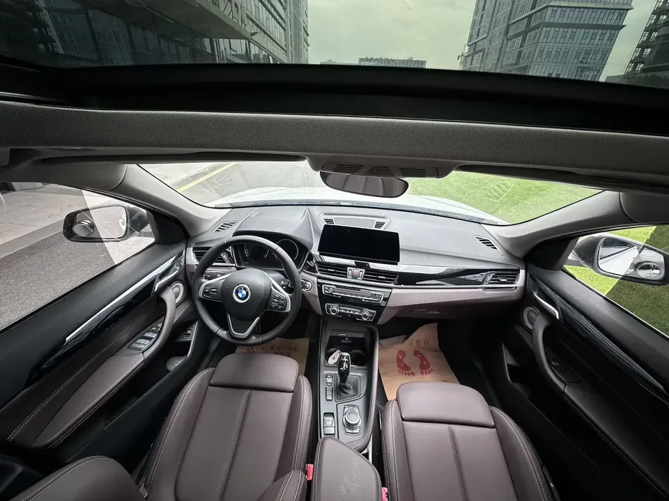 BMW X1 BMW X1 2022 sDrive20Li Fashion 2022 — thumbnail 3