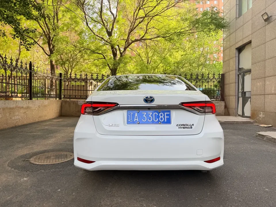 Toyota Corolla Corolla 2024 Intelligent Electric Hybrid Dual Engine 1.8L E-CVT Ultimate Edition 2024 — thumbnail 2