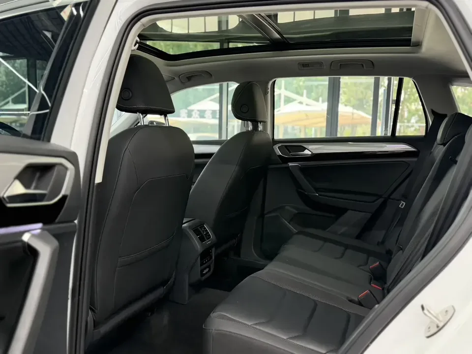 Volkswagen Tayron Tanyue 2022 280TSI 2WD Luxury Smart Edition 2022 — thumbnail 5