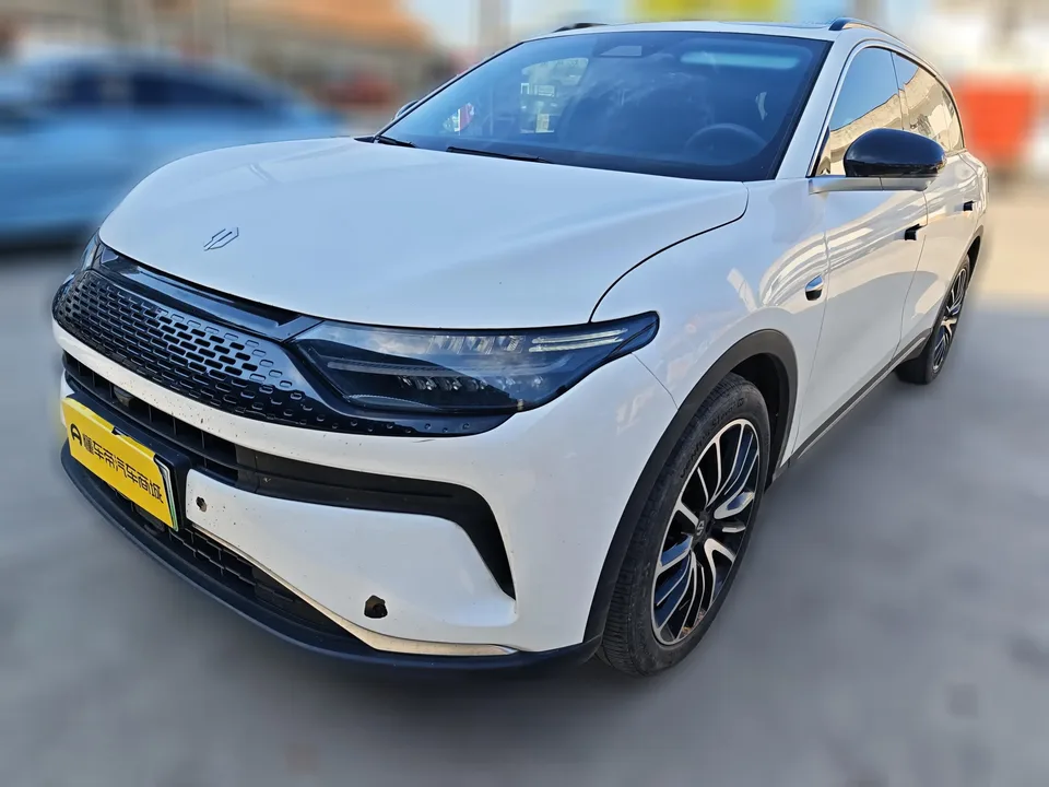 Leapmotor Zero running C11 Zero running C11 2023 Extended Range 285 Smart Edition 2023 — фото 1, купить с доставкой в Москву