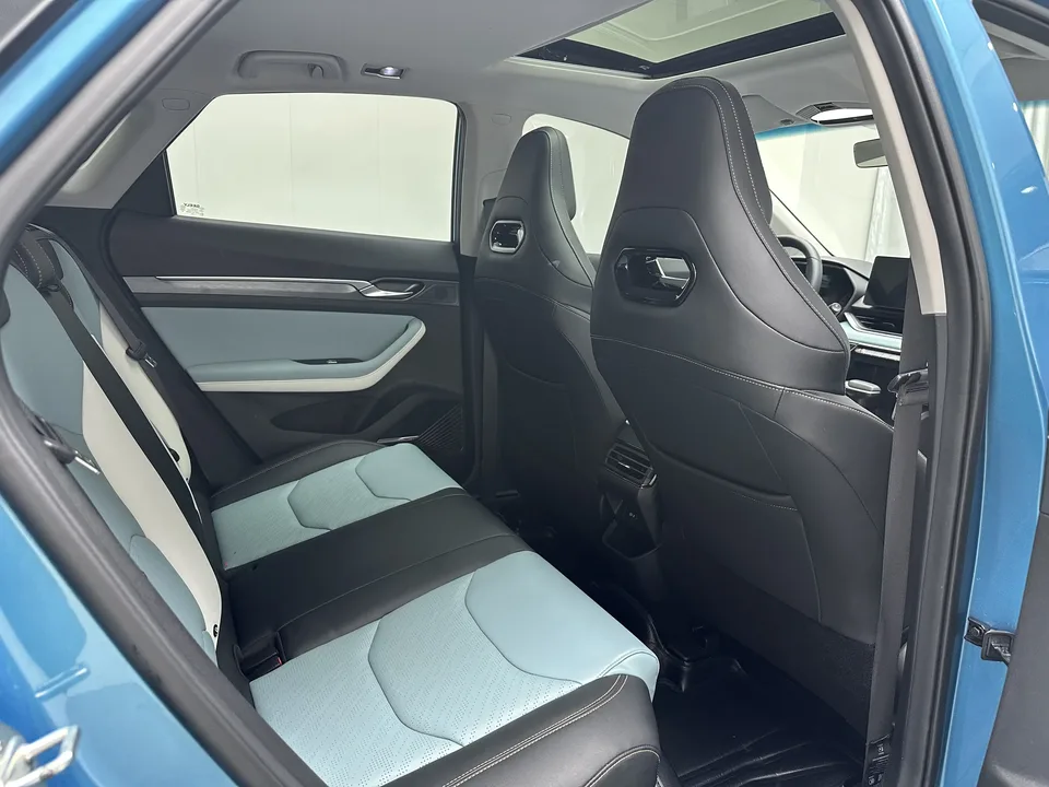 Geely Emgrand S Emgrand S 2022 1.4T CVT Crossover Player Edition 2022 — thumbnail 5