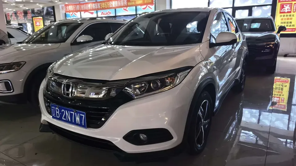 Honda VEZEL Binzhi 2022 1.5L CVT Phantom Night Pioneer Edition 2022 — photo 1, buy with delivery to Moscow