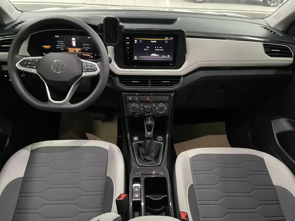 Volkswagen Tharu tuyue 2026 New 1.5L Ruixiang Edition 2026 — thumbnail 3