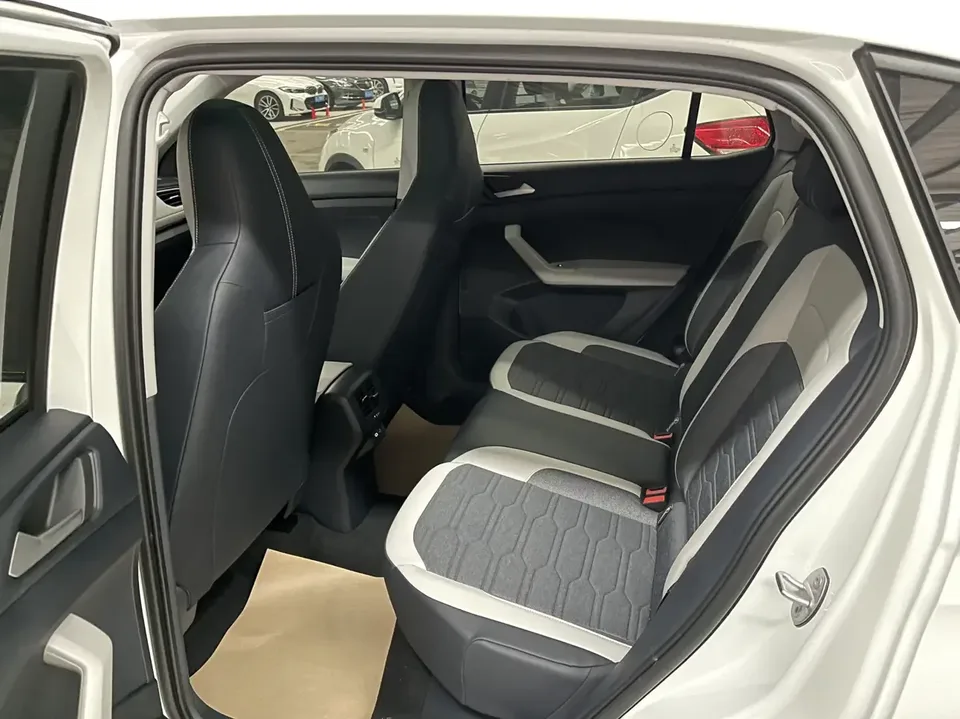 Volkswagen Tharu tuyue 2026 New 1.5L Ruixiang Edition 2026 — thumbnail 4