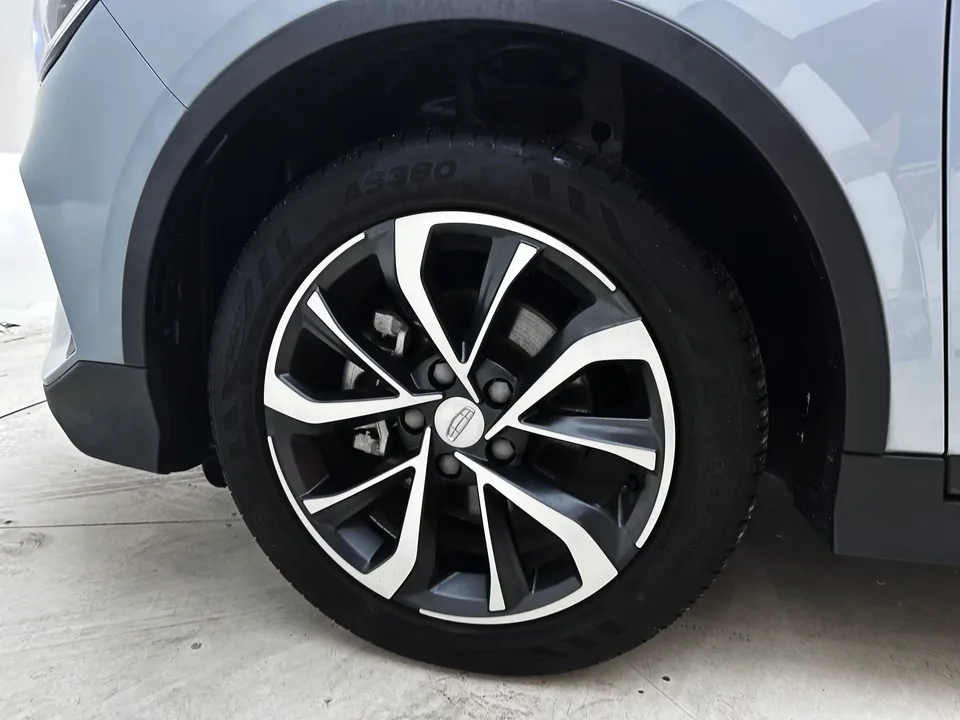 Geely Emgrand S Emgrand S 2022 1.4T CVT Crossover Player Edition 2023 — thumbnail 4