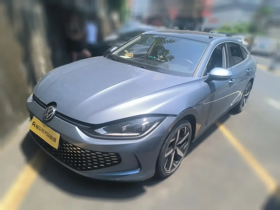 Volkswagen Lamando Lingdu 2022 Lingdu L 280TSI DSG Cool Edition 2022 — photo 1, buy with delivery to Moscow