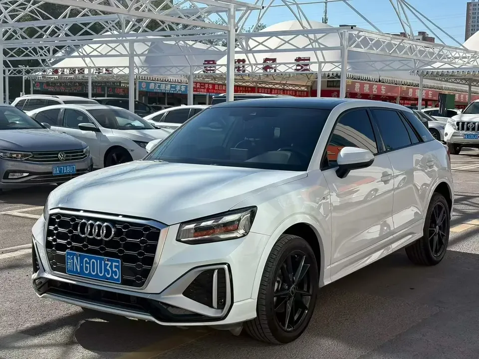 Audi Q2L Audi Q2L 2022 35 TFSI Progressive Dynamic 2022 — photo 1, buy with delivery to Moscow