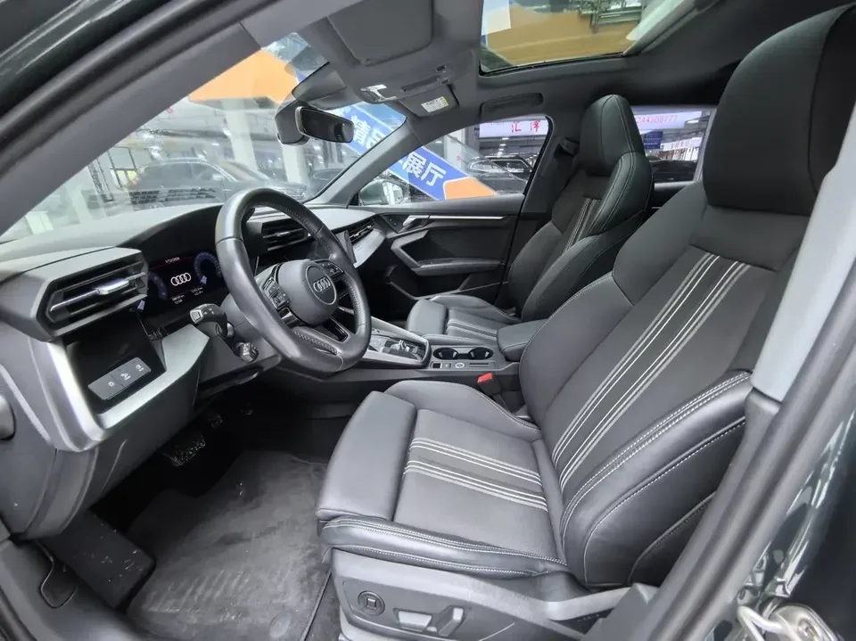 Audi A3 Audi A3 2022 Sportback 35 TFSI Stylish and sporty 2022 — thumbnail 5