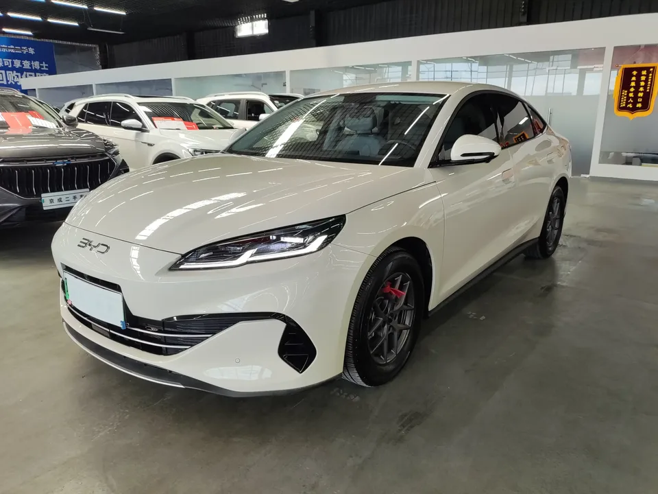 BYD Seal 06DM Seal 06DM 2026 DM-i 128KM Luxury Edition 2026 — photo 1, buy with delivery to Moscow