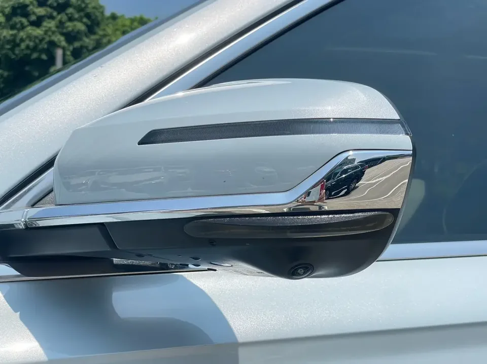 Geely Monjaro Xingyue L 2022 1.5T Thor HiF Hybrid Edition Super Fast 2022 — миниатюра 4